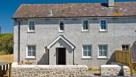 South Pilton Green Farmhouse