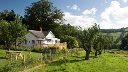 House By The Dyke