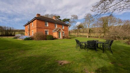 Longstone Cottage