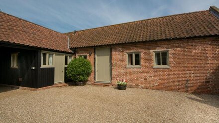 Mill Farm Barn