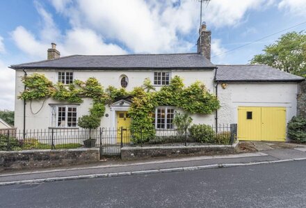 Yellow Rose Cottage