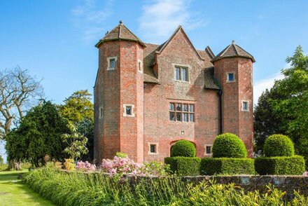 Chevaliers Gatehouse