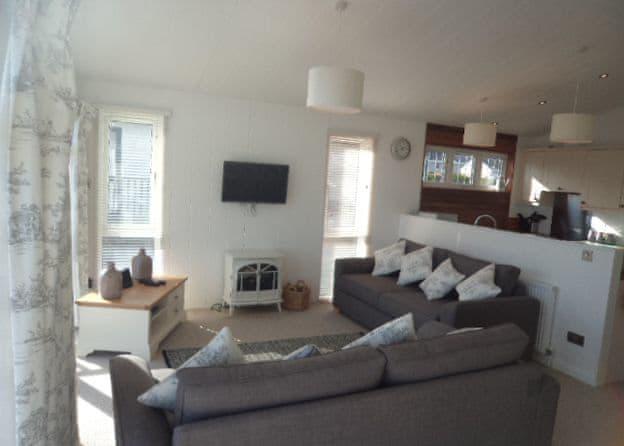 Deluxe Spa Four No Pets