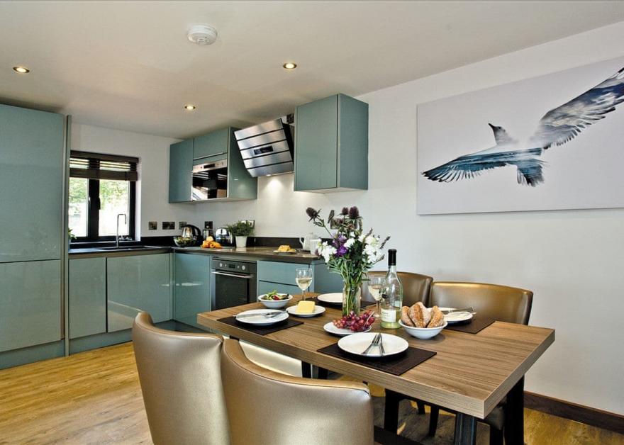 Courtyard Lodge 3 Spa (Sleeps 5)