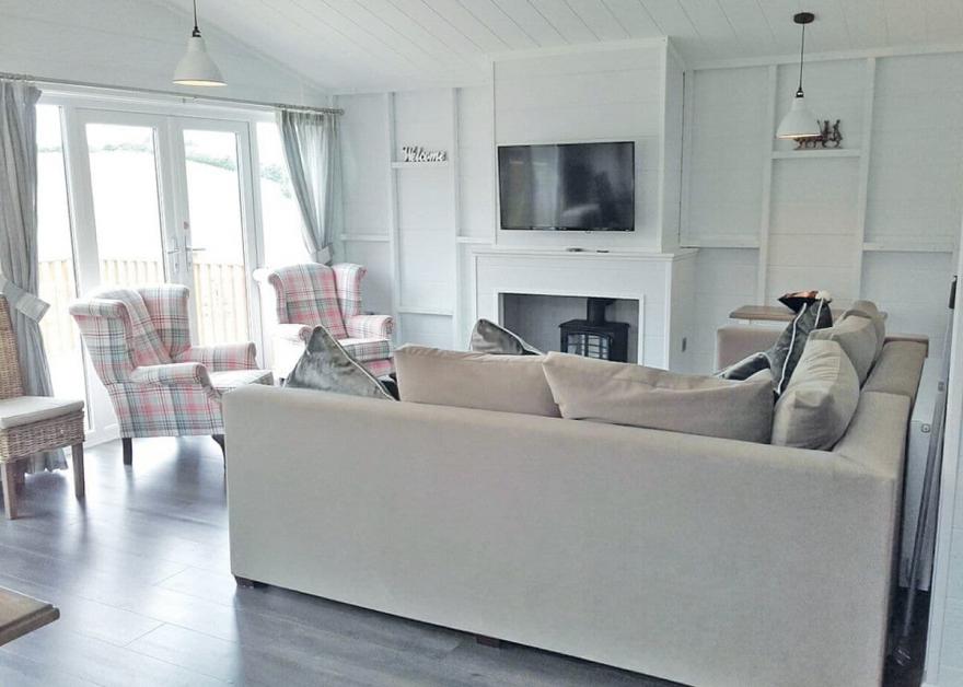 Country Lodge Eight VIP Platinum