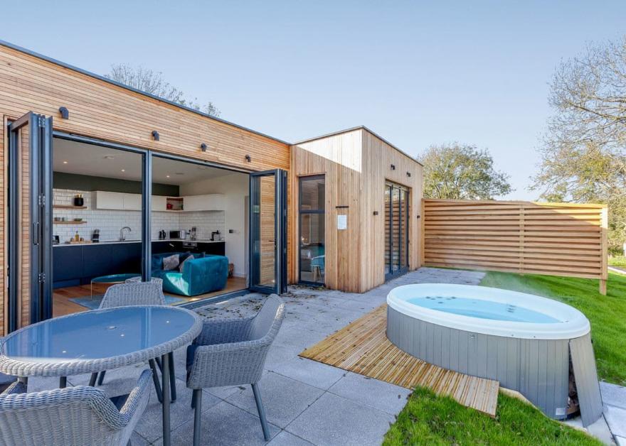 Executive Tree View Lodge