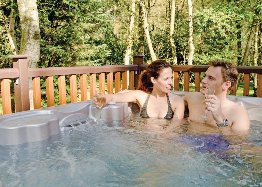 Haddon Classic Skyline 2 Spa