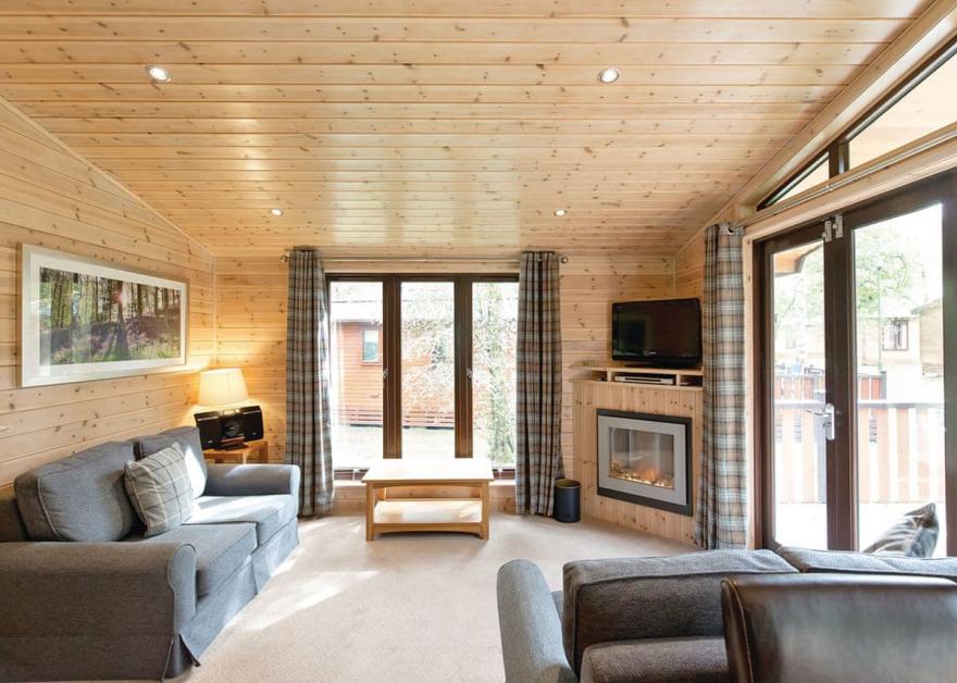 Haddon Classic Skyline 2 Spa