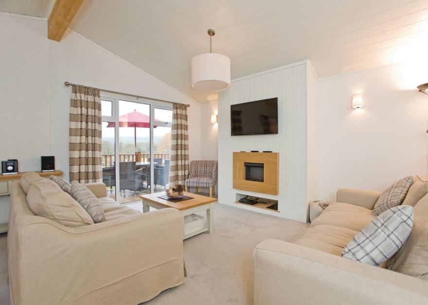 Country Lodge Six VIP Platinum