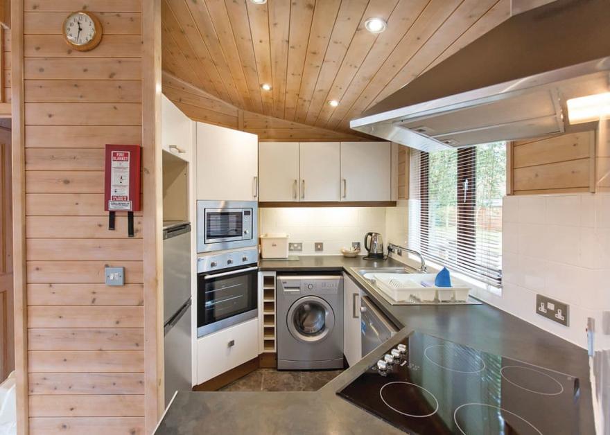 Haddon Classic Skyline 3