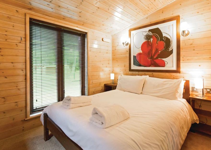 Haddon Classic Skyline 3