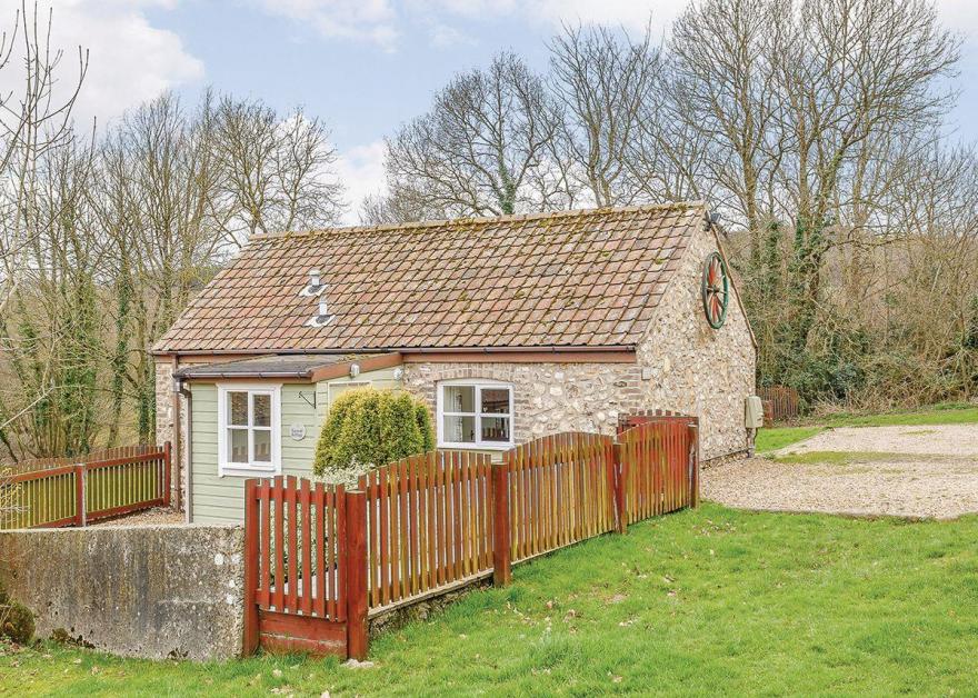 Harvest Otter Cottage