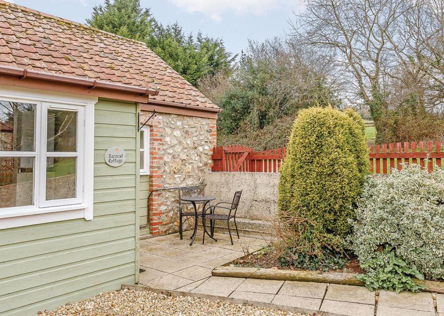 Harvest Otter Cottage