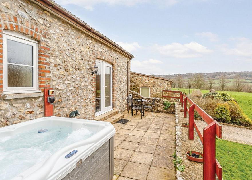The Byre Cottage with Hot Tub
