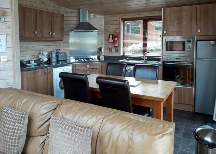 Rowans Deluxe Skyline Lodge