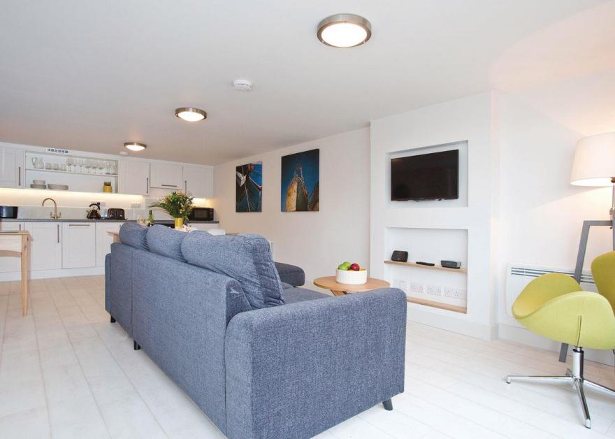 Hillside Apartment 2B