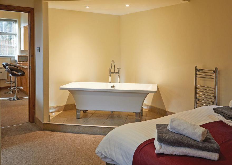 Keldy Golden Oak Cottage