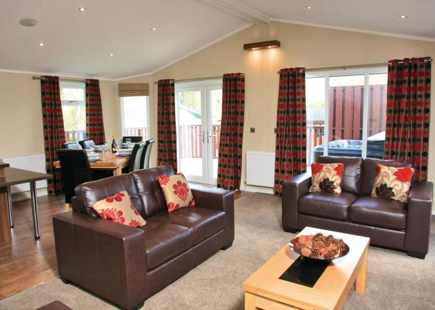 Albatross 3 Spa Lodge