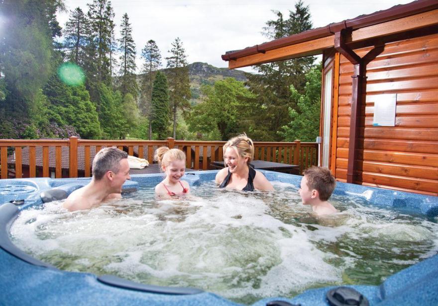 Albatross 3 Spa Lodge