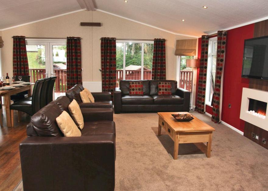 Albatross 4 Spa Lodge