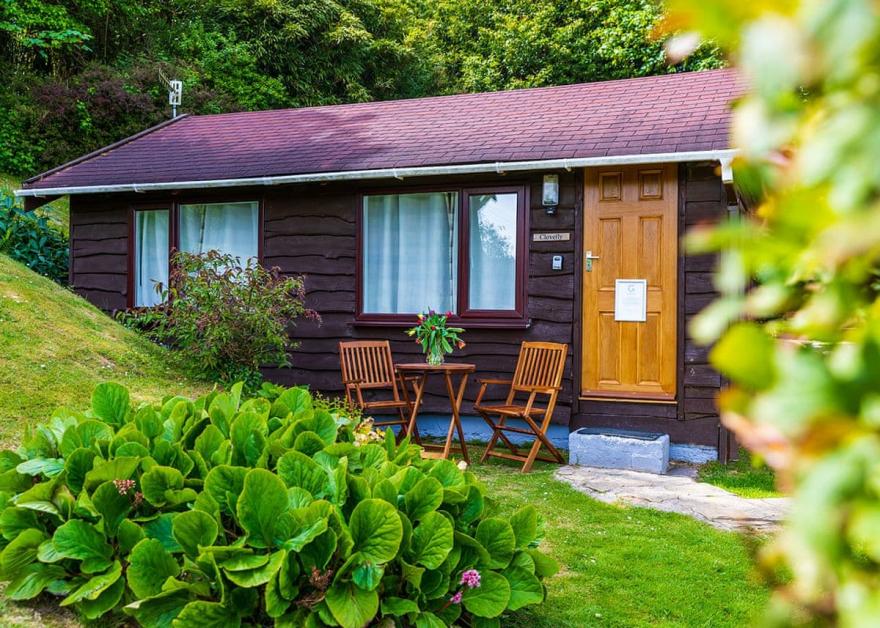 Clovelly Lodge