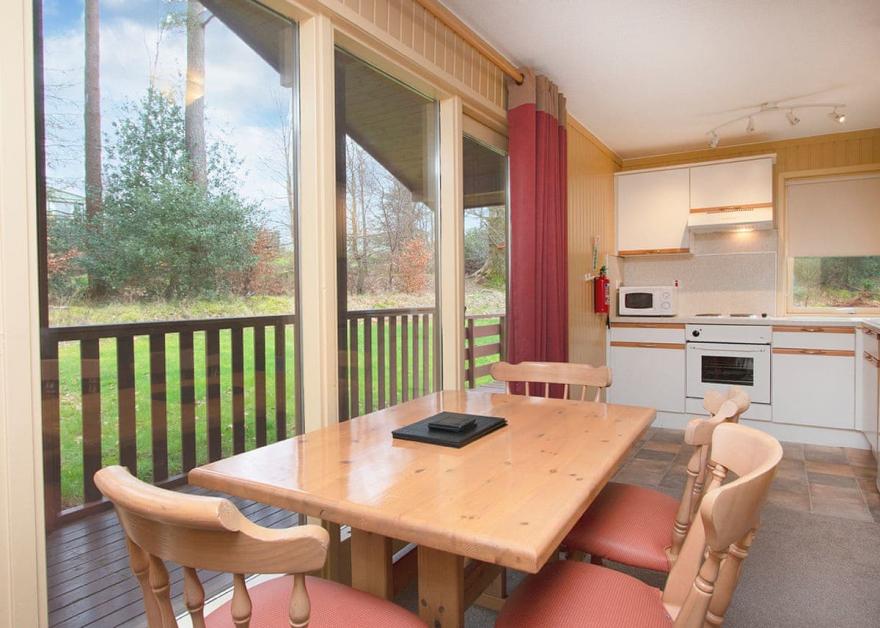 Rowan Comfort Lodge 4