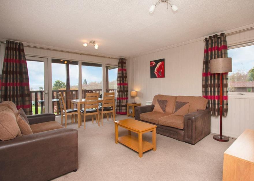 Rowan Comfort Plus Lodge 4