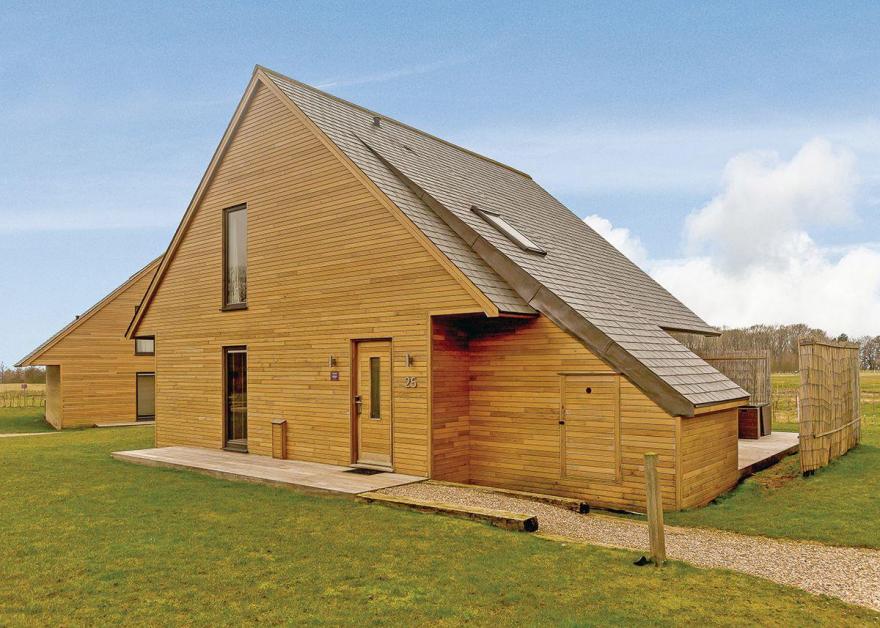 Millington Deluxe Lodge