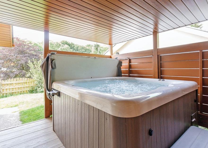 Coombe Premier Lodge