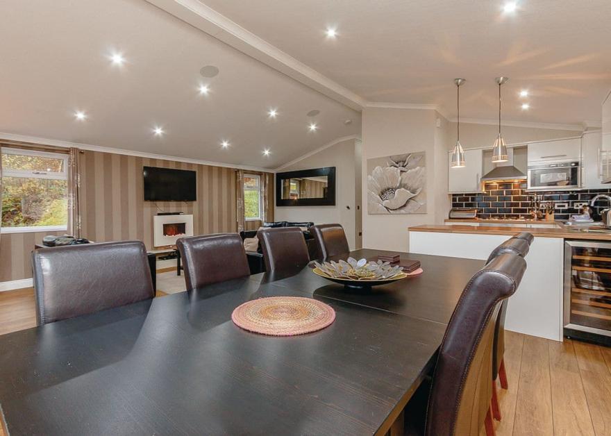 Lomond Royal Premier 4 (Sauna)