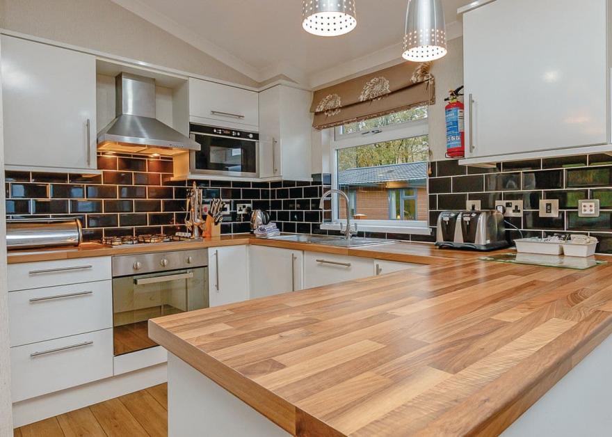 Lomond Royal Premier 4 (Sauna)