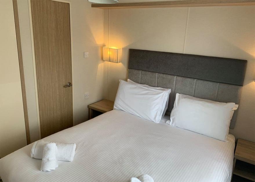 Country Holiday Home Four Platinum