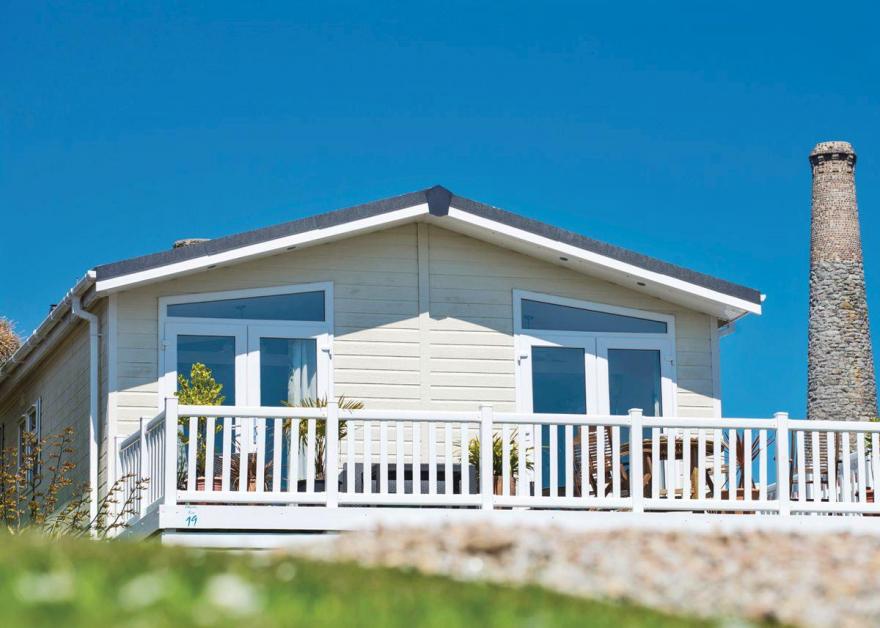 Coastal Lodge Four Platinum