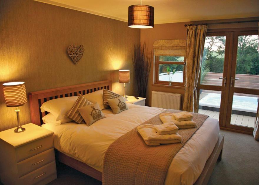 Hill Top Escape Lodge