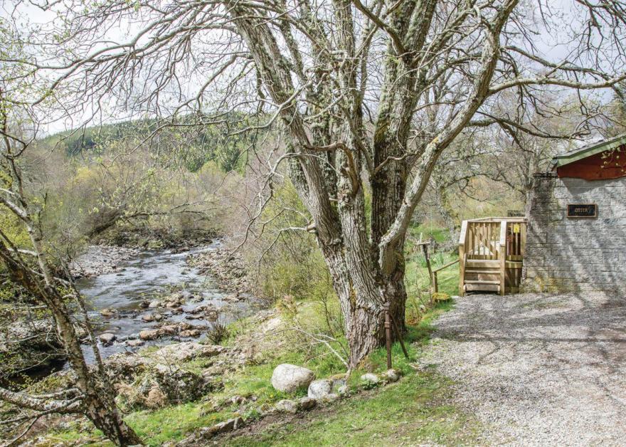 Otter River View Lodge