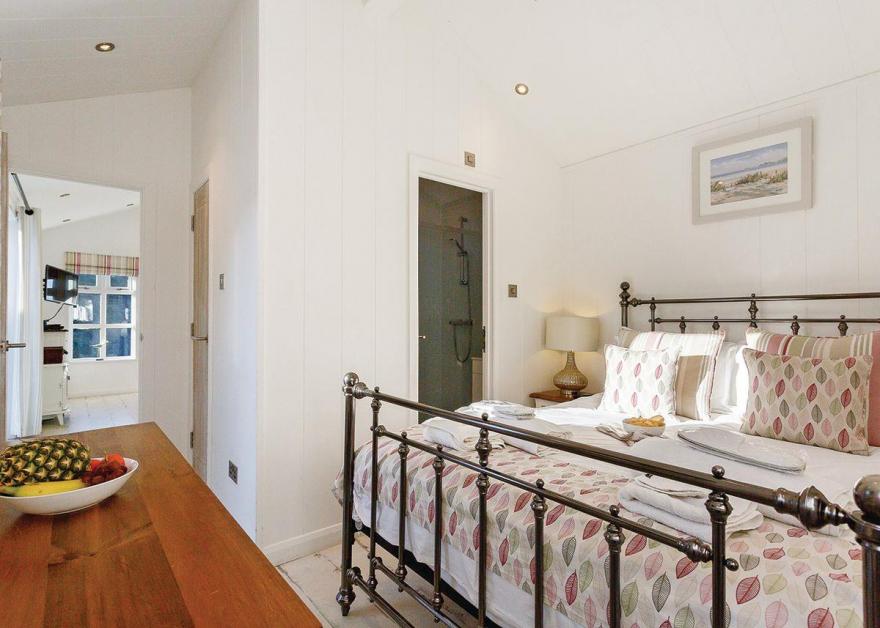 Larkstone Elegance Premier