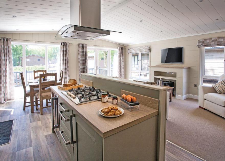 Pemberley Watersedge Lodge