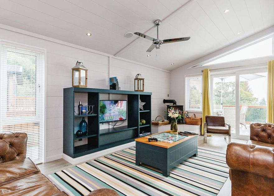 Brunel Premier 2 Lodge Elegance