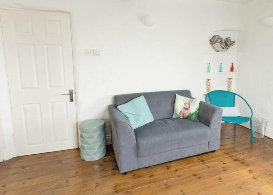 The Lookout Apartment