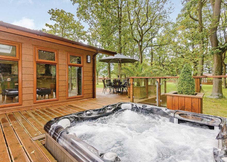 Ladera Luxury Lodge 2