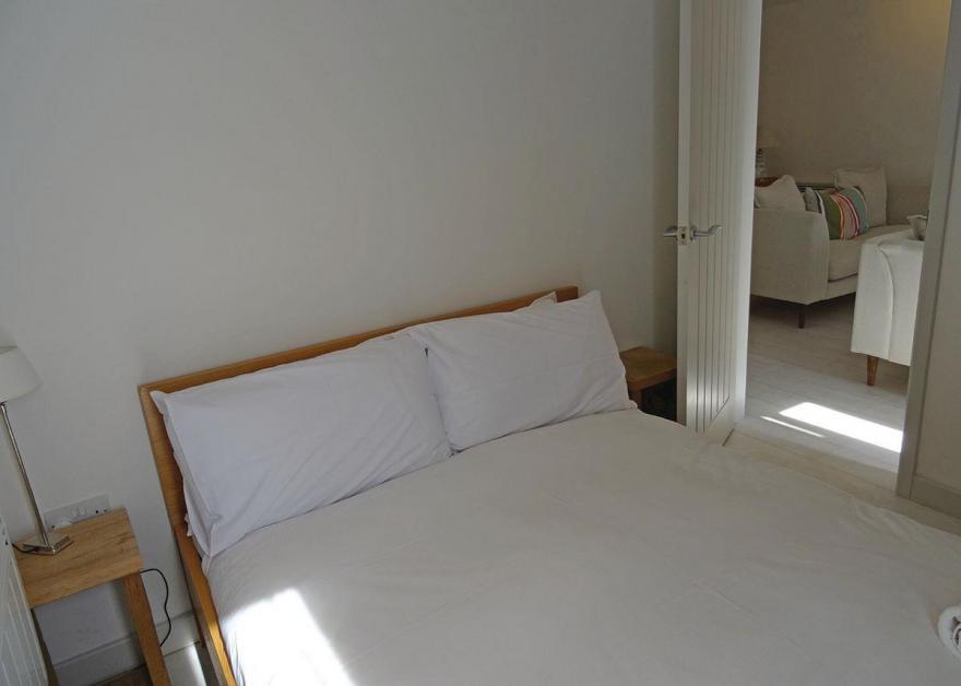 Hillside Apartment 2T