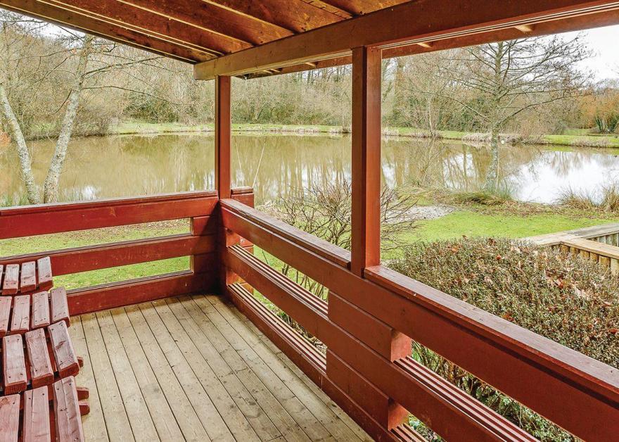 Otterfalls Lodge with Hot Tub