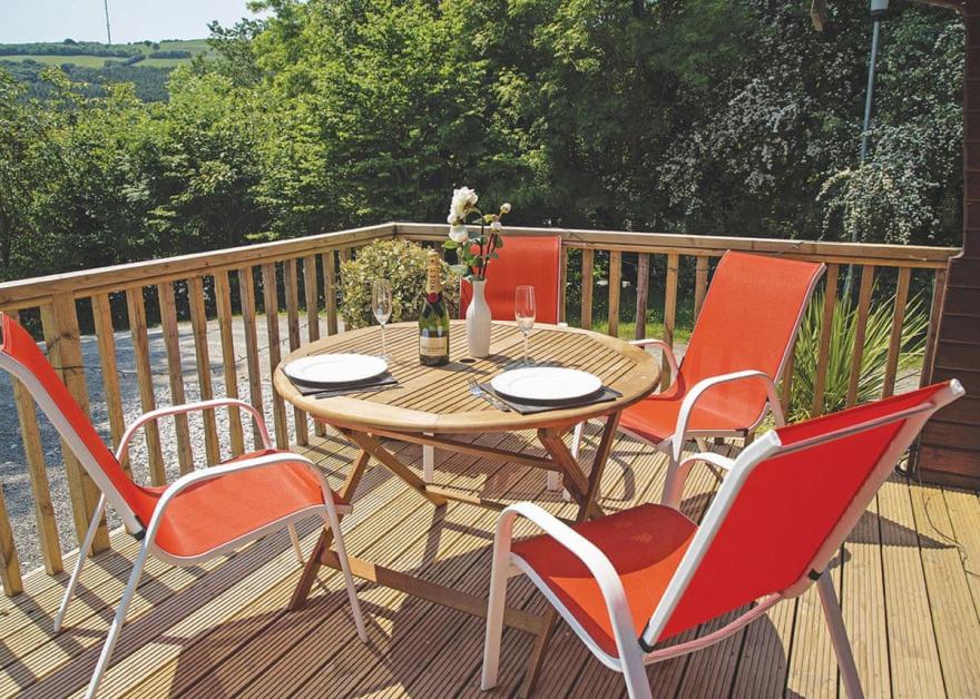 Buzzard Woodside Lodge