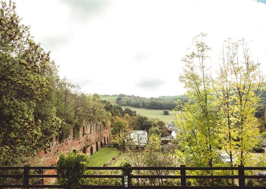 Kestrel Woodside Lodge