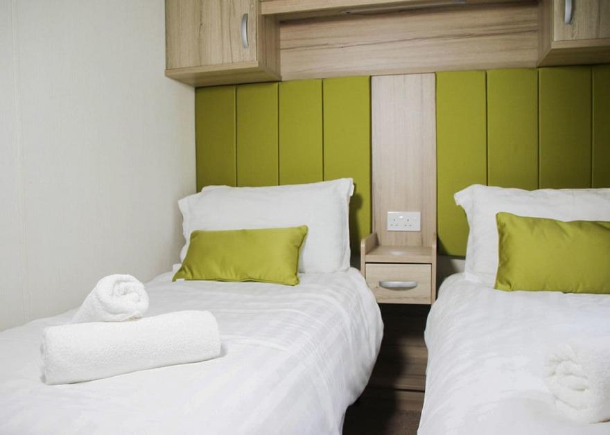 Falcon Woodside Lodge