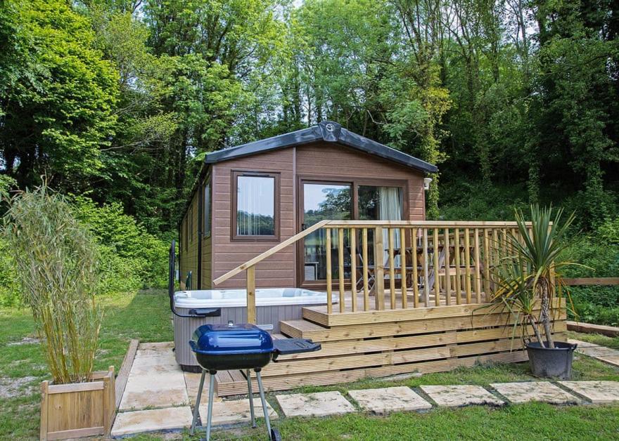 Falcon Woodside Lodge