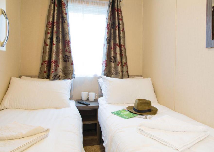 Signature Premier 4 (Pet Friendly)