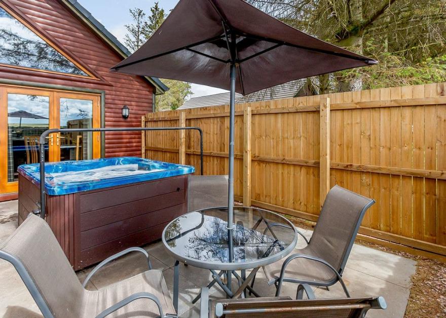 Lyle Executive Lodge