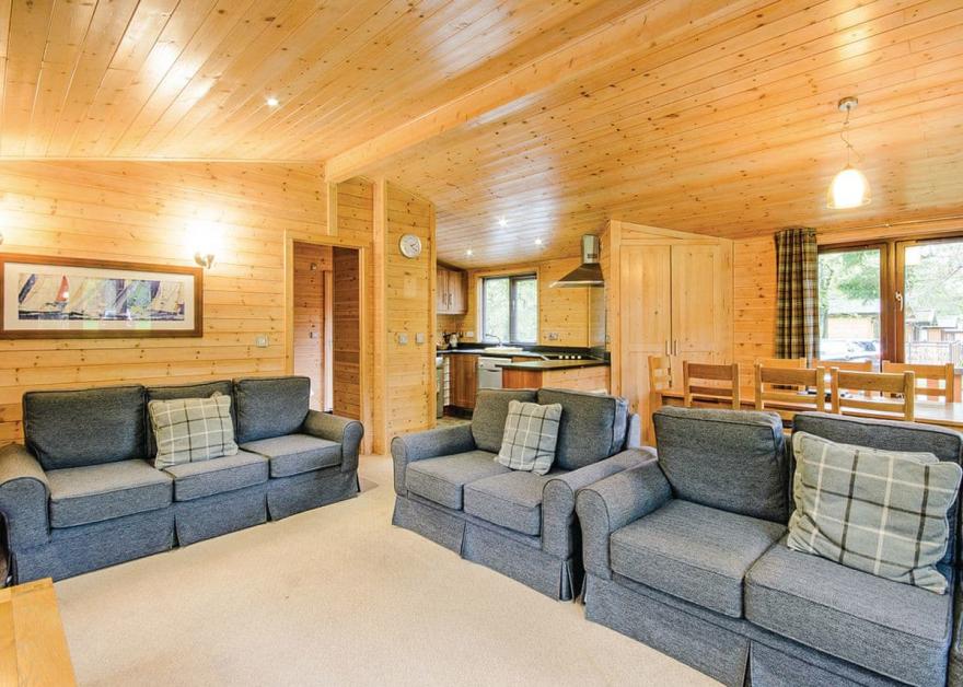 Haddon Classic Skyline 4