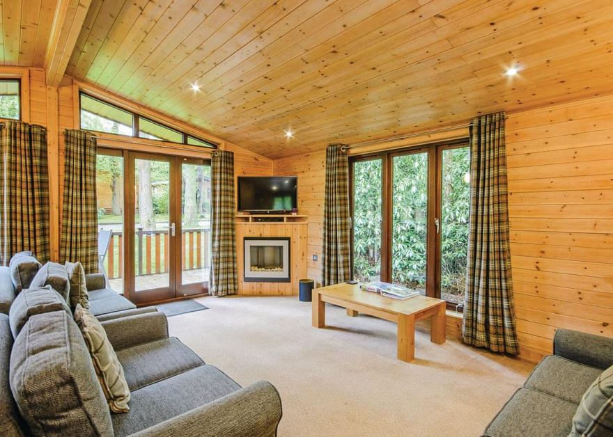 Haddon Classic Skyline 4